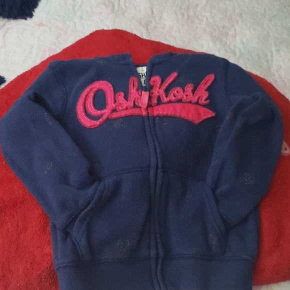 Sweaters - Picture 4 of 4